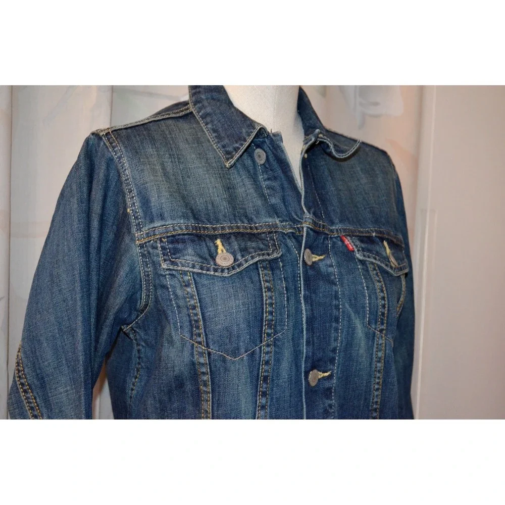 Levi's Blue Denim Trucker Jacket Girls‎ Size L (12-13 years)